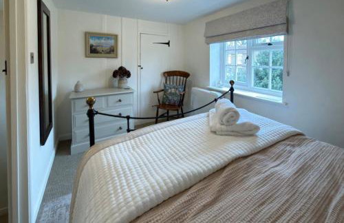 The Poppies, Norfolk, a charming coastal cottage - Photo 11