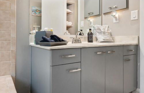 Heated Pool with Lanai- 10min from Beach- Lots of amenities - Foto 28