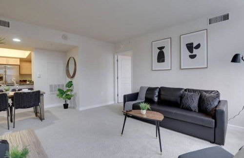 Bright and Cozy Apartment Near Pentagon City - Foto 13