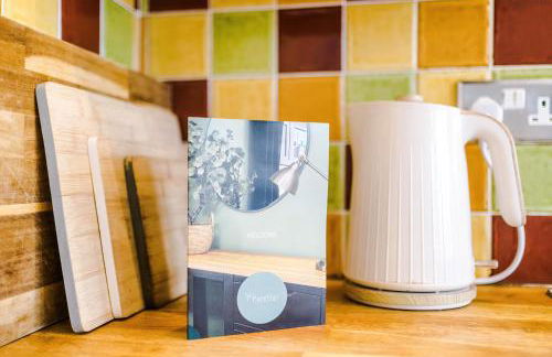 Stylish 4 Bedroom Home in Port Sunlight with 7 Beds Perfect for Business Bookings and Groups - Foto 30