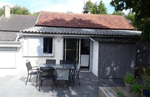 petite maison avec grand jardin clos - Foto 18