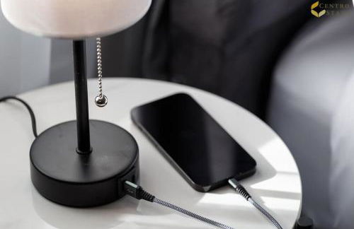 Newcombe - Sleeps Up to 8 - Close to Northampton Town Centre & Train Station - Fast Wifi, Free Parking, SmartTV with Netflix by Centro Stays - Foto 5