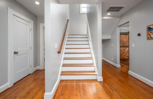 Stylish Durham Retreat - Walkable Sleeps 6 - Foto 22