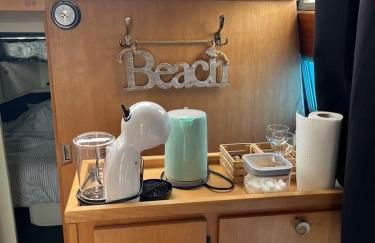 Unusual night on a small yacht - Foto 7