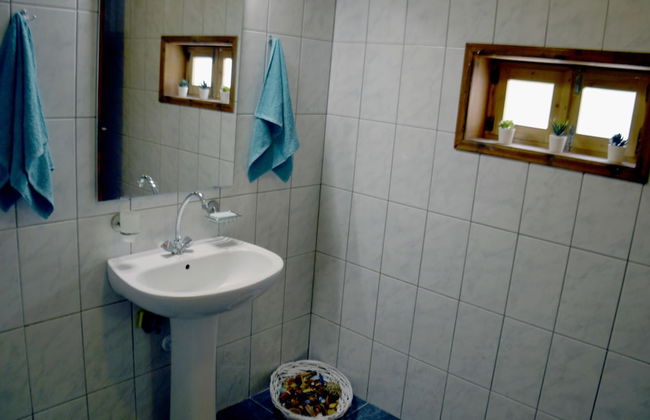 Chrismma 1-bed Apt With Private Yard & Parking - Foto 10