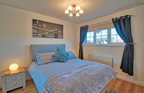 Three bedroom house in Culloden, Inverness - Photo 15