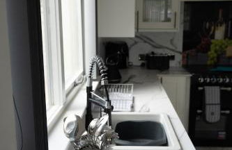 Brechin Getaway Luxury 3 bedroom house - Photo 15