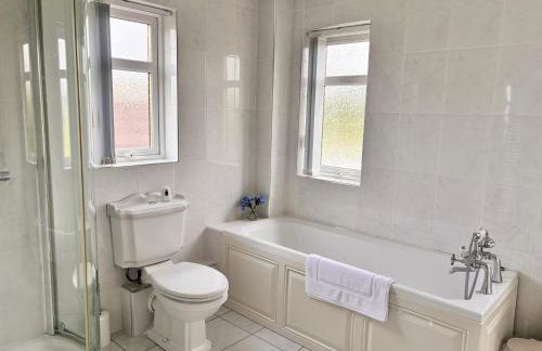 Spacious Home for Workers & Families - Quiet area - Foto 23