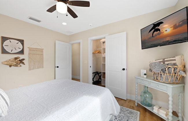 Stylish Luxury Home Near Beach & DT - Foto 1