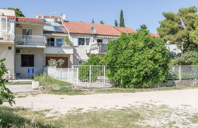 Beachfront Apartment With Balcony and Parking - Foto 34