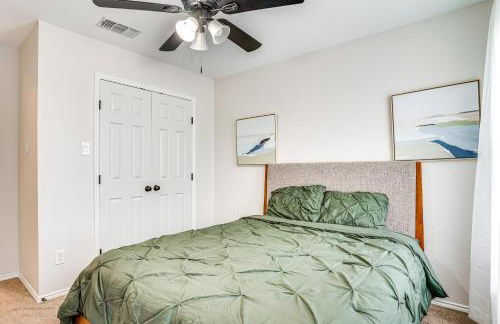 2 Mi to Old Town Spacious Burleson Vacation Home - Foto 25