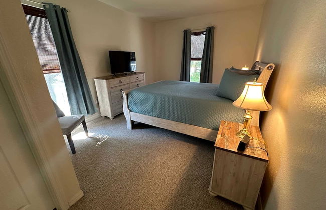 Second Floor 2-bedroom Condo in Southern Dunes - Foto 5