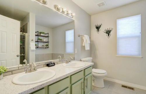 Fresh & Modern | Game Room + Yard - Foto 17