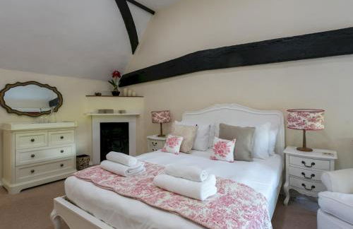 Secluded Mansion Retreat - Expansive Private Oasis - Pass the Keys - Foto 11