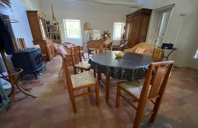 Sunlit Villa in Banne - Photo 25