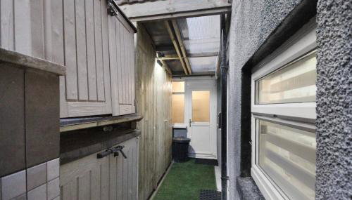 Small Studio Suite w VIP lounge access-Maerdy - Foto 4