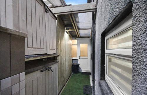 Small Studio Suite w VIP lounge access-Maerdy - Foto 4