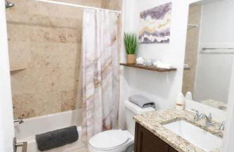 Stylish Bishop Arts Loft With Continental Breakfast - Foto 8