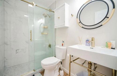 Luxury Family Escape Hottub/sauna/billiard/pool 4 Bedroom Home by RedAwning - Foto 45