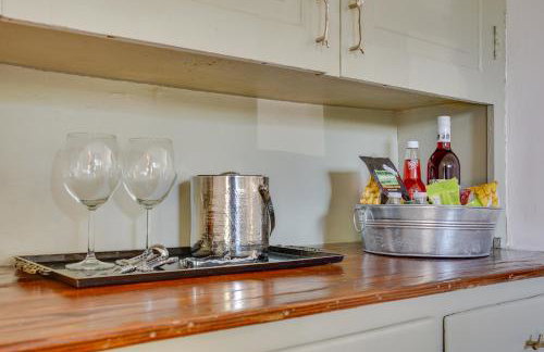 Historic Detroit Bungalow Pet and Family Friendly - Foto 16