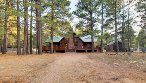 Hike, Fish and Relax Fireside! Forest Lakes Cabin - Foto 4