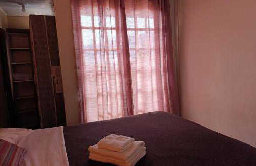 Hospedagem Doce Lar Casa Violeta - Foto 10