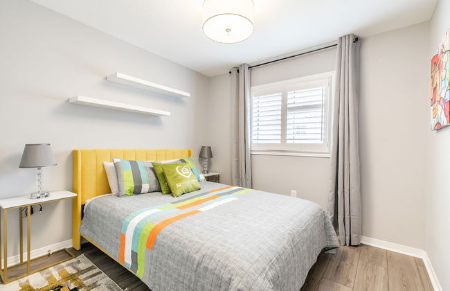 GLOBALSTAY. Modern 3-4 Bedroom Town - Photo 23