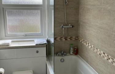 A great place to stay-2 Bedroom House - Foto 14