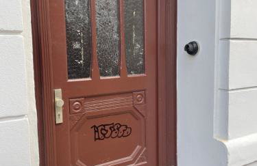 Schicke & zentrale Altbauwohnung - Photo 51