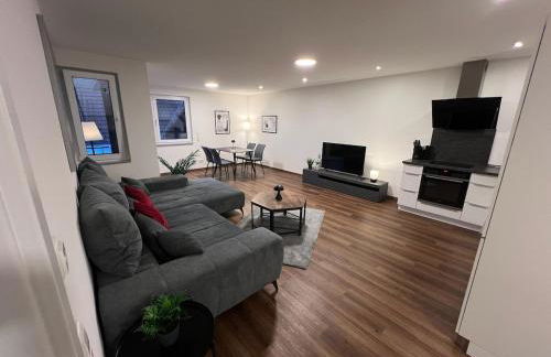 Jellys Apartment - 70qm - Balkon - Küche - Parken - 2x smart TV - King Size Bett - nur 5min zum Europa Park - Foto 13