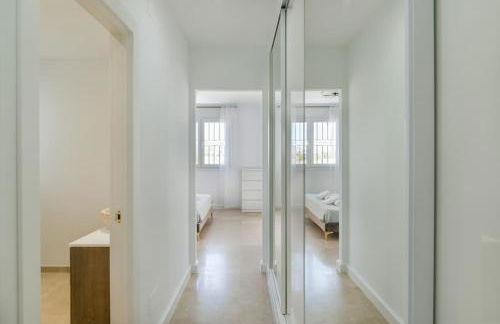 Dream beach-side villa with sea views & close to golf - Photo 48