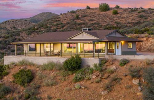 Dewey Mountain Getaway 3BR Home with Hot Tub, Gym and Sauna - Foto 2