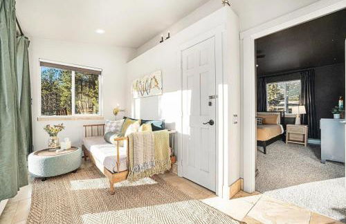 Mountain cabin w game room & hot tub - Foto 24