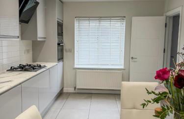 Middleton Mews- 3BR- Wollaton Park-Hospital & Uni - Photo 16