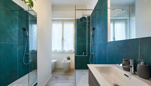 Marco Polo House - Photo 4, Shower