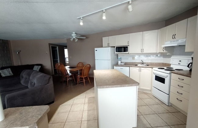 Royal Harbour Resort - Photo 11