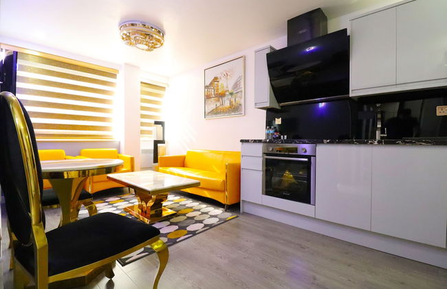 Queen Stay Apartments - Foto 23