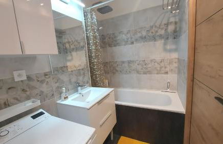 Mimizan-Plage - Grand Studio - 1 à 4 pers - Tout confort - 6 mn à pieds de la plage - Foto 12