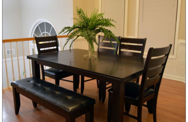 Opis Realty-Spacious Metro Atlanta Home - Foto 13