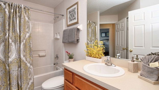 Emerald 4 bedrooms with Pool - 2201Em 4 Home by RedAwning - Foto 5, Habitación