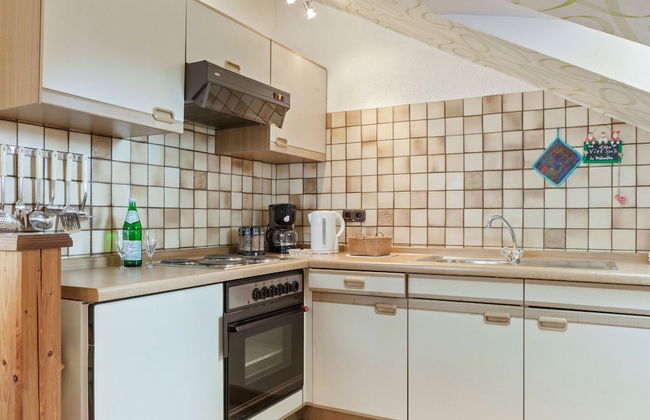 Apartment in Bad Wunnenberg Near Ski Willingen - Photo 5