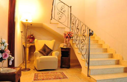 Villa Radiosa In Sicily with private fenced pool, Please read, leggete, HOST INFO for correct cost - Foto 26