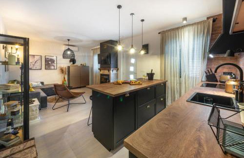 Bella Casa Eta - Photo 28