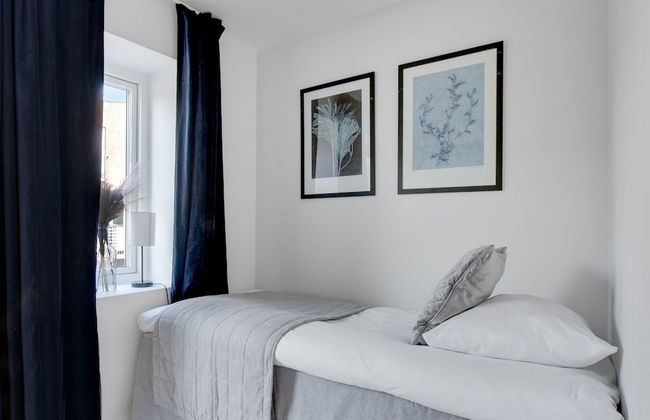 Sanders Fields - Chic 3-bdr Townhouse w Terrace - Foto 5