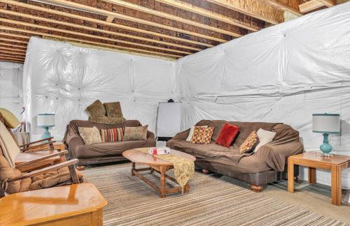 Liberty Pines - Lakefront Log Home, Swim Spa & Game Room - Photo 13