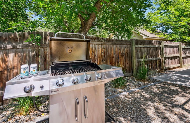 Chic Luxury Retreat in Old Town Walk Everywhere! - Foto 32