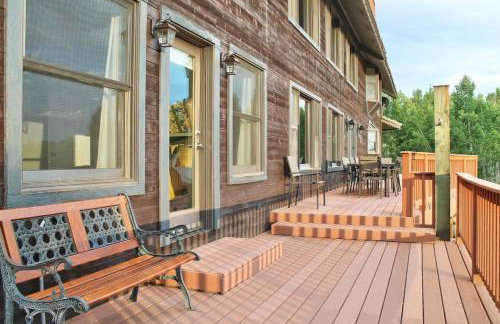 Awe Inspiring Mountain Lodge hot tub for large groups - Foto 10