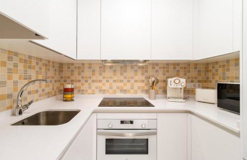 Bonito piso con piscina y garaje - Foto 11