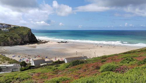 Unique coastal detached property - Foto 2