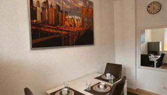 Modern City Apartment with 3 Beds & Smart TV - Foto 4